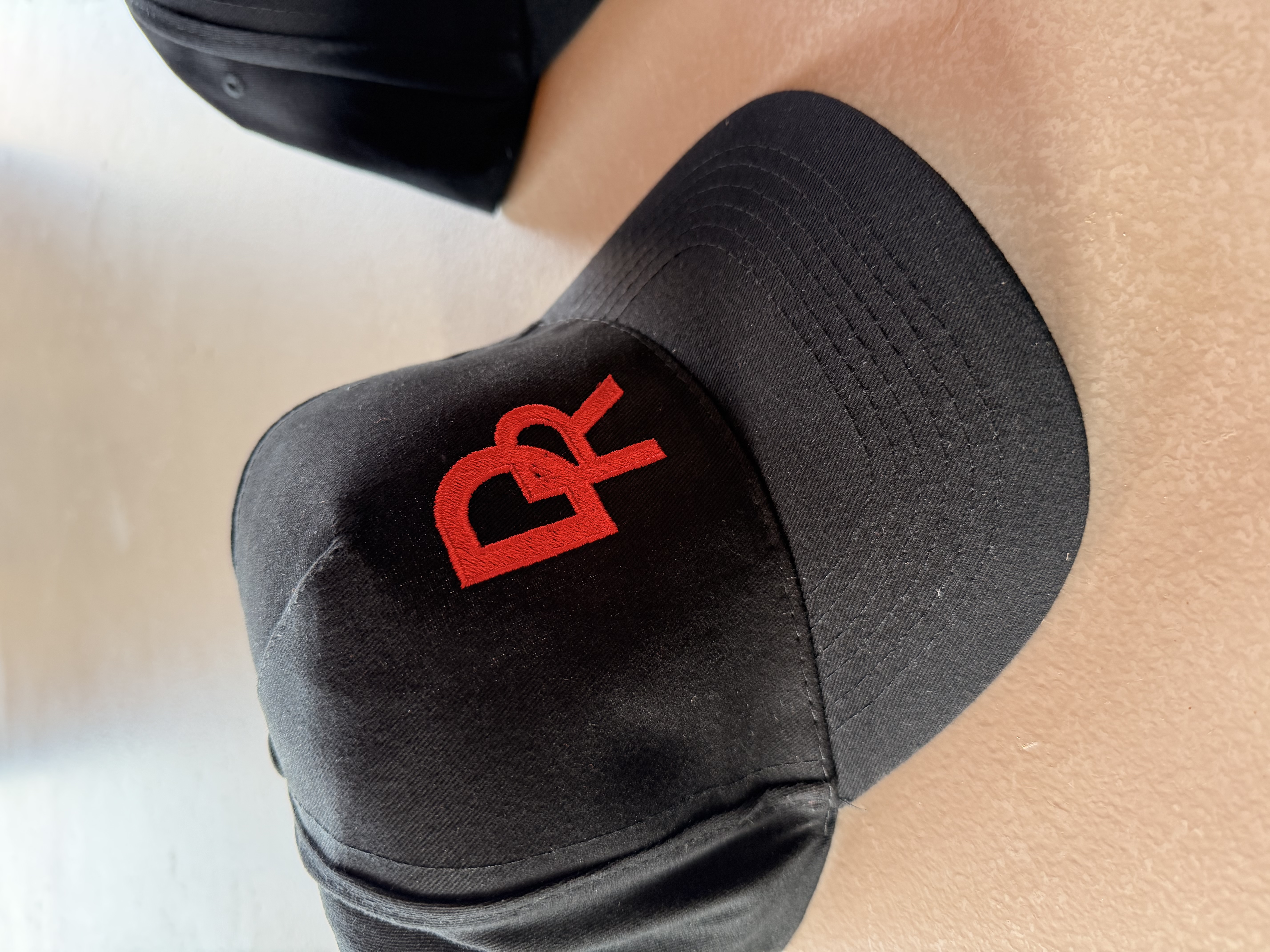 Casquettes broderie DR
